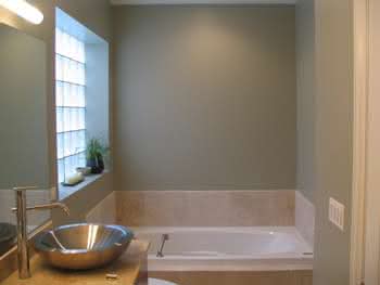 bathroom1.jpg