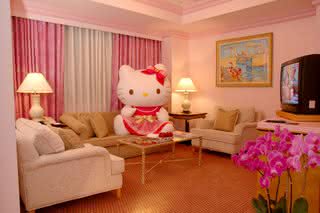 hello-kitty-hotel-3.jpg